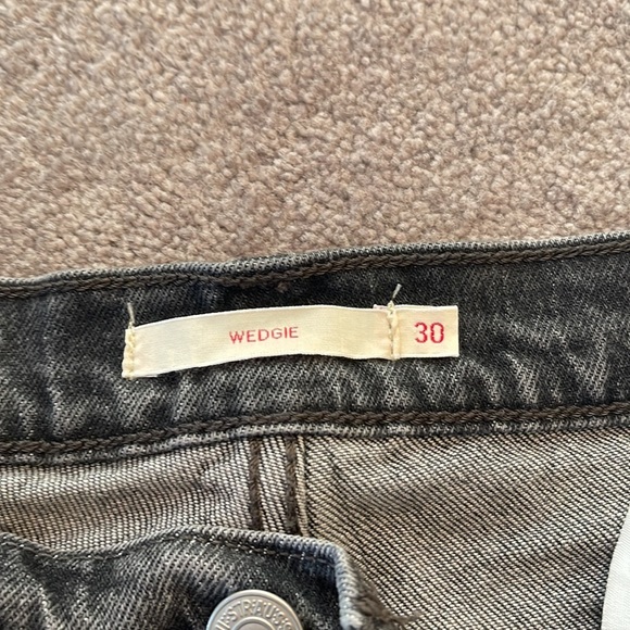 Levi’s - Picture 5 of 8